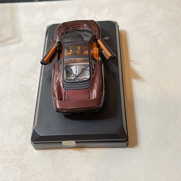 Vintage Jaguar XJ Car Model, ART 174 - Picture 4 of 5